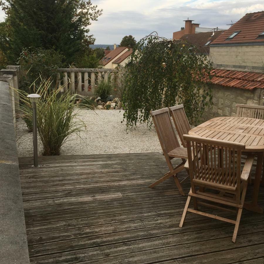 Au Tilleul Apartment Mezieres-sur-Seine Luaran gambar
