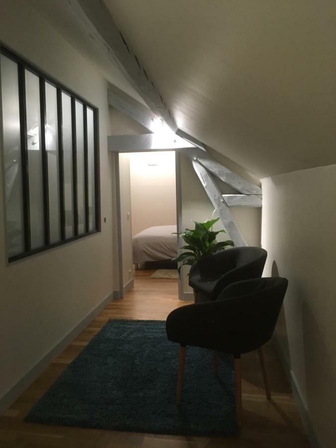 Au Tilleul Apartment Mezieres-sur-Seine Luaran gambar