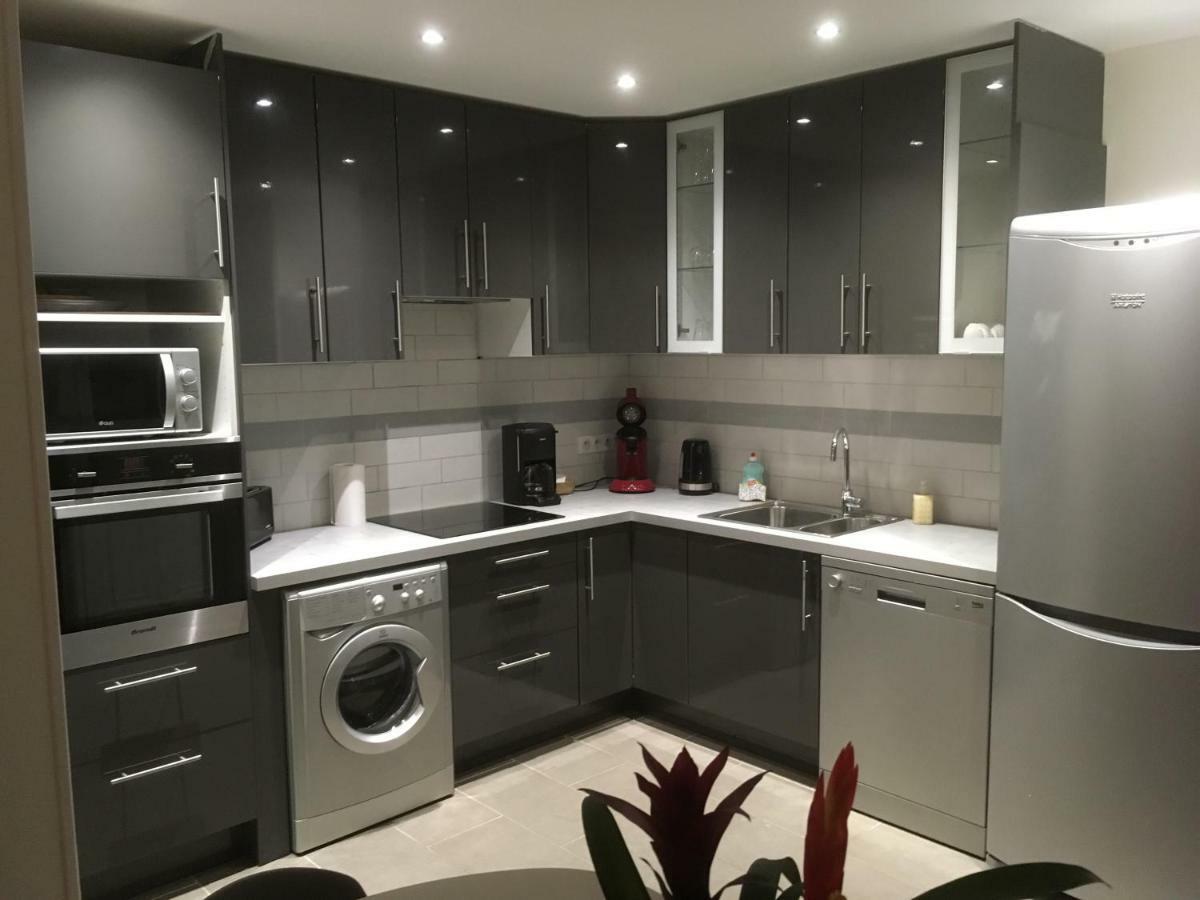 Au Tilleul Apartment Mezieres-sur-Seine Luaran gambar