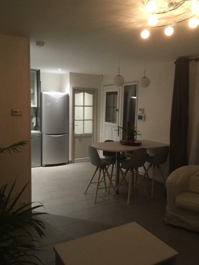 Au Tilleul Apartment Mezieres-sur-Seine Luaran gambar